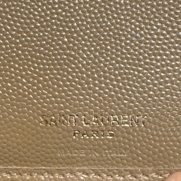 ❌❌SOLD ON FB❌❌🎀YSL Compact Wallet🎀 - Picture 4 of 13